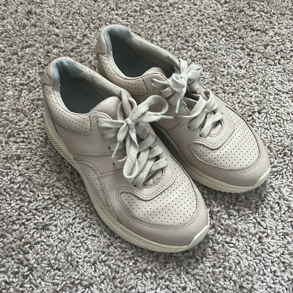 Everlane Tread Sneakers